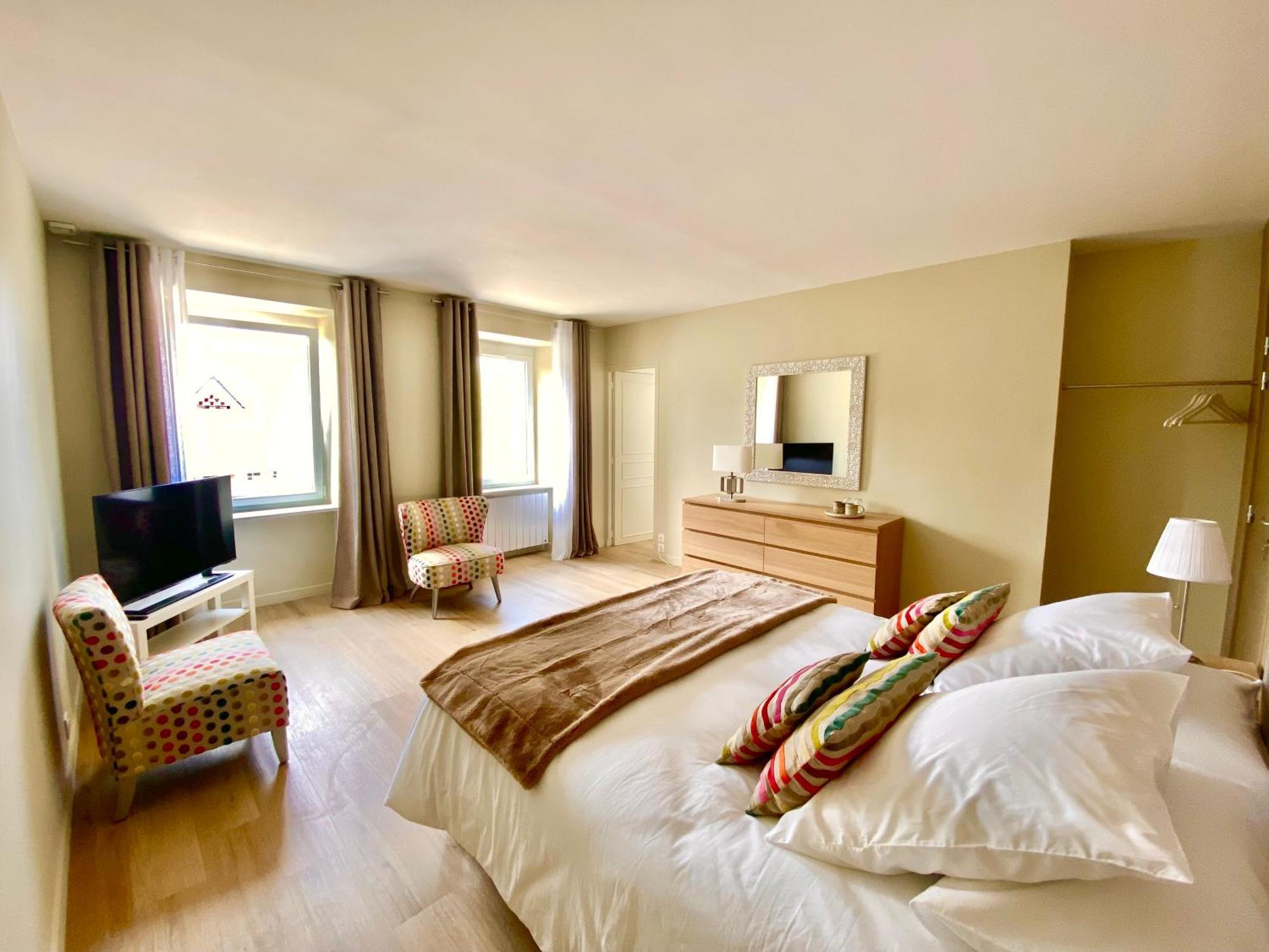 Chambres D'Hotes & Gites - Domaine Les Sources Portbail Luaran gambar