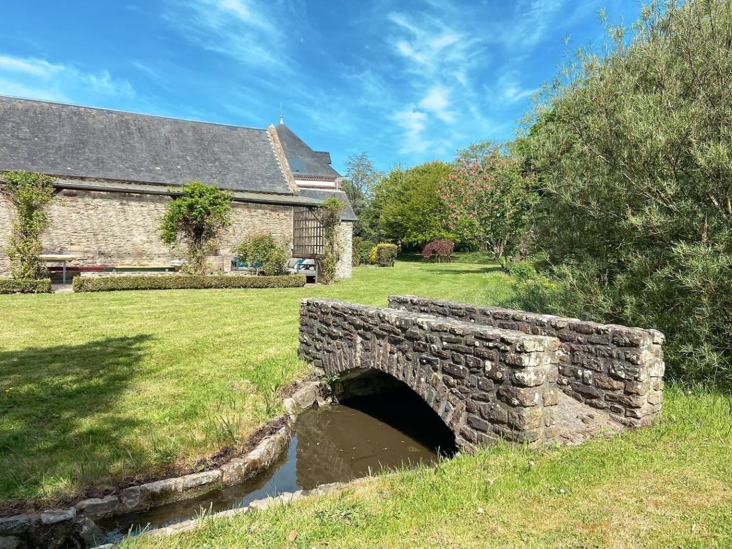 Chambres D'Hotes & Gites - Domaine Les Sources Portbail Luaran gambar