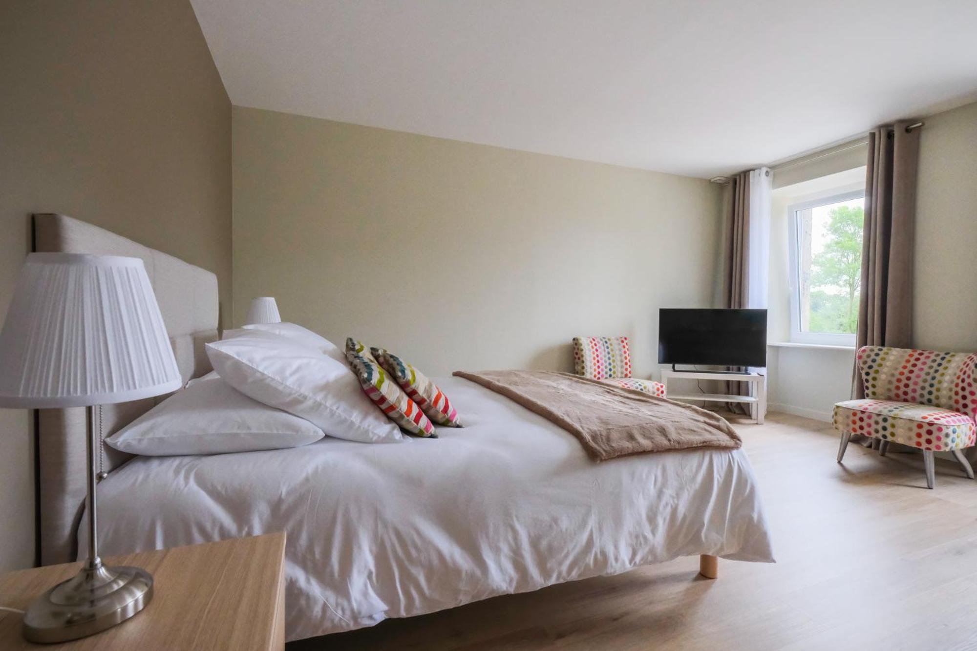 Chambres D'Hotes & Gites - Domaine Les Sources Portbail Luaran gambar