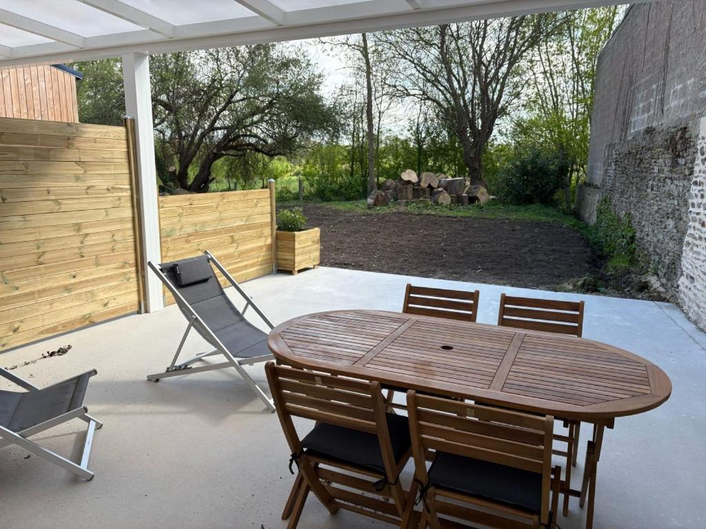 Chambres D'Hotes & Gites - Domaine Les Sources Portbail Luaran gambar